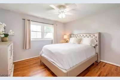 45 Karen Dr, Clifton, NJ 07013 - Photo 15
