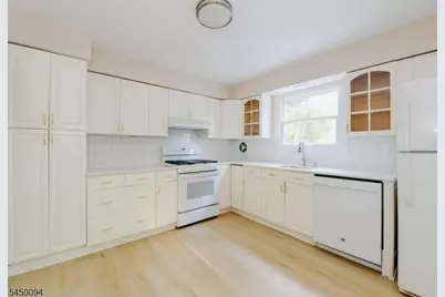 1018 Papen Rd, Bridgewater, NJ 08807 - Photo 13