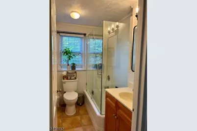217 Prospect Ave #2A, Cranford Township, NJ 07016 - Photo 7