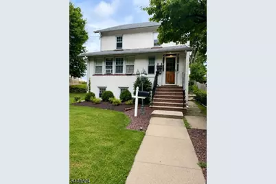 17 Chestnut St - Unit 1, Caldwell, NJ 07006 - Photo 1