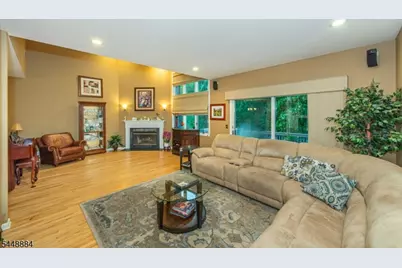15 Fair Ridge Ct, Wayne, NJ 07470 - Photo 7