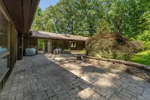 9 Delwood Rd, Chester, NJ 07930 - Photo 7