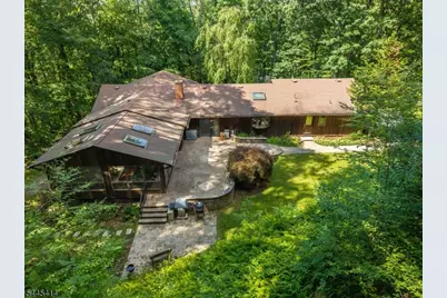 9 Delwood Rd, Chester, NJ 07930 - Photo 1