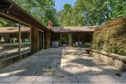 9 Delwood Rd, Chester, NJ 07930 - Photo 5