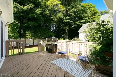 11 Monroe Avenue, Roseland, NJ 07068 - Photo 25