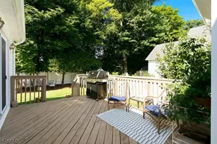 11 Monroe Ave, Roseland, NJ 07068 - Photo 25