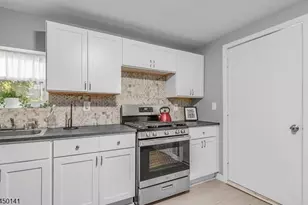 307 Jefferson Ave, Elizabeth, NJ 07201 - Photo 17