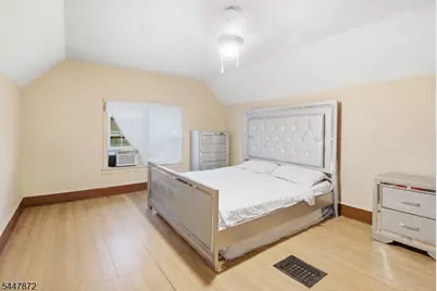 149 N Essex Ave, Orange, NJ 07050 - Photo 21