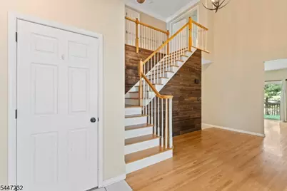 5 Clark Ct, Bridgewater, NJ 08807 - Photo 3