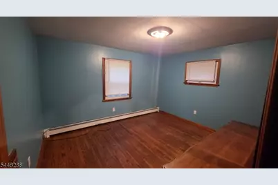 91 Goldfinch Ln, West Milford, NJ 07421 - Photo 11
