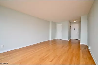 500 Central Ave #516, Union City, NJ 07087 - Photo 5