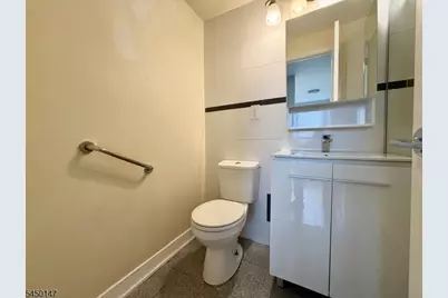 500 Central Ave #516, Union City, NJ 07087 - Photo 11