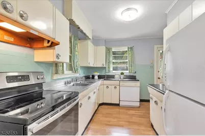 155 Basking Ridge Rd, Long Hill Township, NJ 07946 - Photo 15
