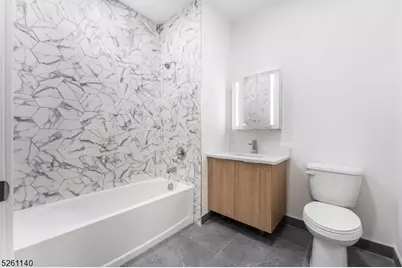 25 Freeway Dr #508, East Orange, NJ 07018 - Photo 15