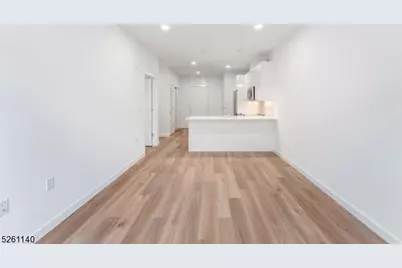 25 Freeway Dr #508, East Orange, NJ 07018 - Photo 7