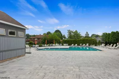 154 Drake Ln, Roxbury Township, NJ 07852 - Photo 19