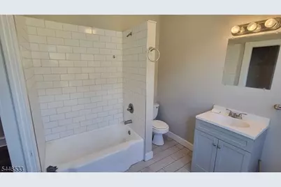 244 Irwin St, Phillipsburg, NJ 08865 - Photo 13