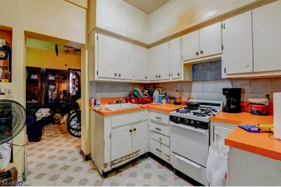 282 Ellison St, Paterson, NJ 07501 - Photo 11