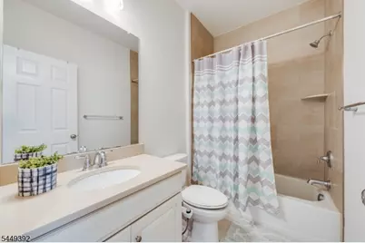 13 Braeburn Ct, Livingston, NJ 07039 - Photo 25
