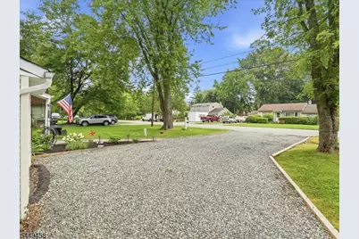 35 Edgecumb Rd, West Milford, NJ 07480 - Photo 33