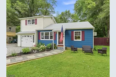 35 Edgecumb Rd, West Milford, NJ 07480 - Photo 1