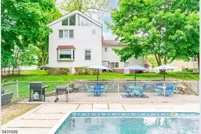 26 Cornell St, West Orange Township, NJ 07052 - Photo 5