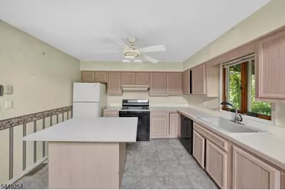 20 Gates Rd, Franklin Township, NJ 08873 - Photo 33