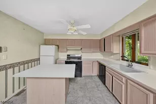 20 Gates Rd, Franklin Township, NJ 08873 - Photo 33