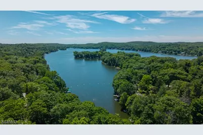 1150 Lakeside Dr, Vernon, NJ 07422 - Photo 41