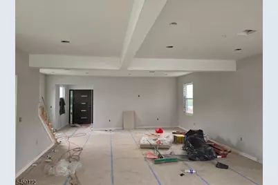 1123 Thompson Ave, Roselle, NJ 07203 - Photo 3
