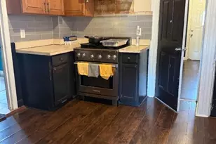 725 W 3rd St, Plainfield, NJ 07060 - Photo 5