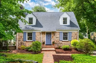 9 Hamilton Terrace, Montclair, NJ 07043 - Photo 1