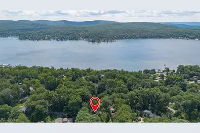 57 Dogwood Ln, West Milford Twp., NJ 07421 - Photo 3
