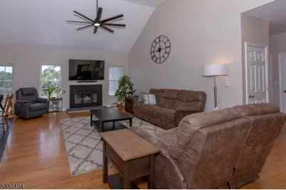 21 Rockport Rd, Wantage, NJ 07461 - Photo 5