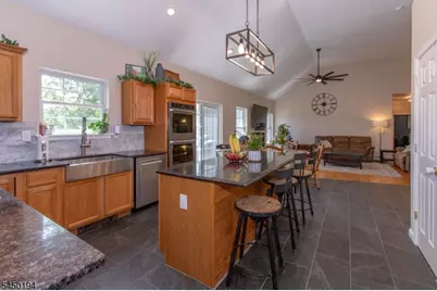 21 Rockport Rd, Wantage, NJ 07461 - Photo 9