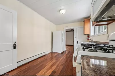 21 Broughton Ave #1, Bloomfield, NJ 07003 - Photo 7