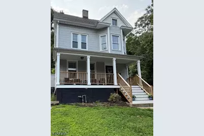 39 Budd St #2, Morristown, NJ 07960 - Photo 9