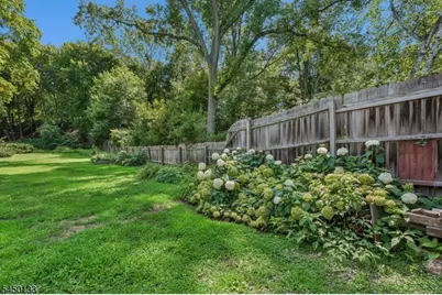 52 Benson St, Bloomfield, NJ 07003 - Photo 35