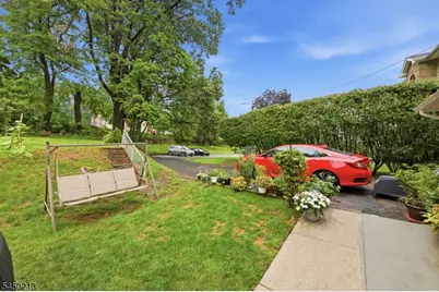 37 Forest Ave, Nutley, NJ 07110 - Photo 27