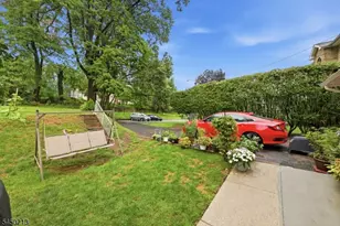 37 Forest Ave, Nutley, NJ 07110 - Photo 27