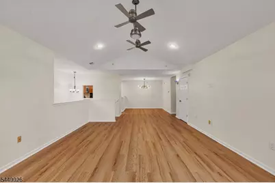 127 Chariot Ct, Piscataway Township, NJ 08854 - Photo 19