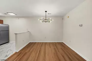 127 Chariot Ct, Piscataway Township, NJ 08854 - Photo 11