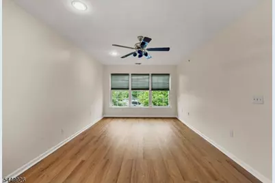 127 Chariot Ct, Piscataway Township, NJ 08854 - Photo 23