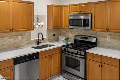 127 Chariot Ct, Piscataway Township, NJ 08854 - Photo 17