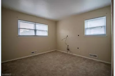 7 Cortland Dr, Franklin Township, NJ 08873 - Photo 9