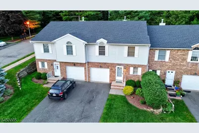 67 Jaime Ct, Parsippany, NJ 07950 - Photo 3