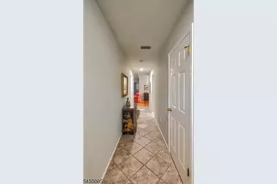 67 Jaime Ct, Parsippany, NJ 07950 - Photo 5