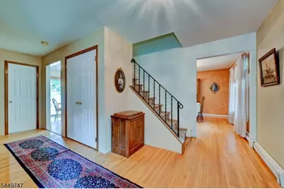 2 Pembroke Ct, Jefferson Township, NJ 07438 - Photo 5