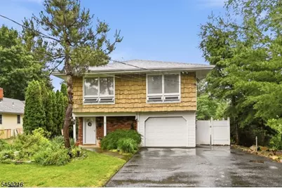4 Park Pl, Pompton Lakes, NJ 07442 - Photo 1