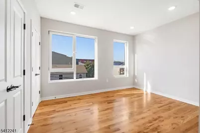 108 Fleming Ave, Newark, NJ 07105 - Photo 5